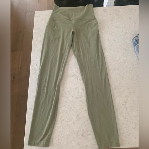 Brand new Green aligns worn once to try on.size 4 - Picture 3 of 3